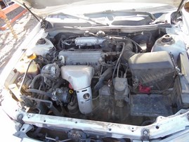 2000 TOYOTA CAMRY LE WHITE 2.2L AT Z18357